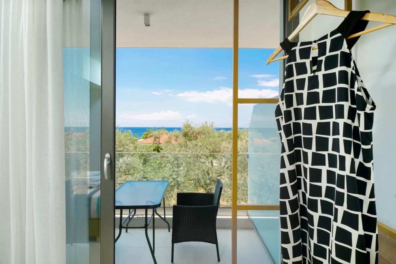 Miracle Suites By Klisma Beach Skála Kallirákhis Exteriér fotografie